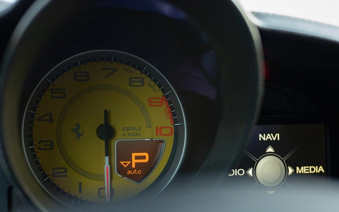 Ferrari 458 Italia cena 799000 przebieg: 83119, rok produkcji 2012 z Namysłów małe 742